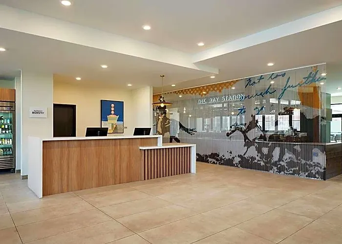 Fairfield & By Marriott Hotel 3*